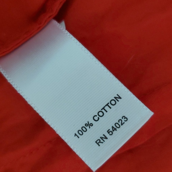 Banana Republic red bottom down. - Picture 6 of 6